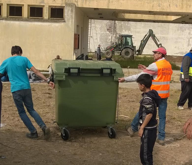 Πρώτη μέρα παραμονής των προσφύγων στα Γιαννιτσά
